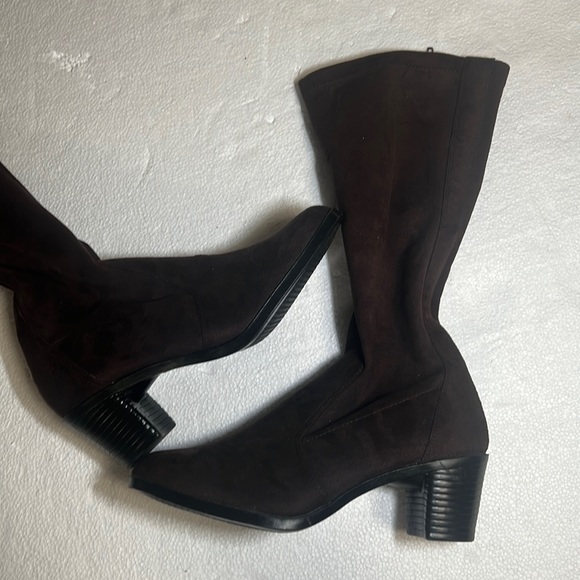 🆕 George brown suede zip up mid calf boots - Picture 2 of 11